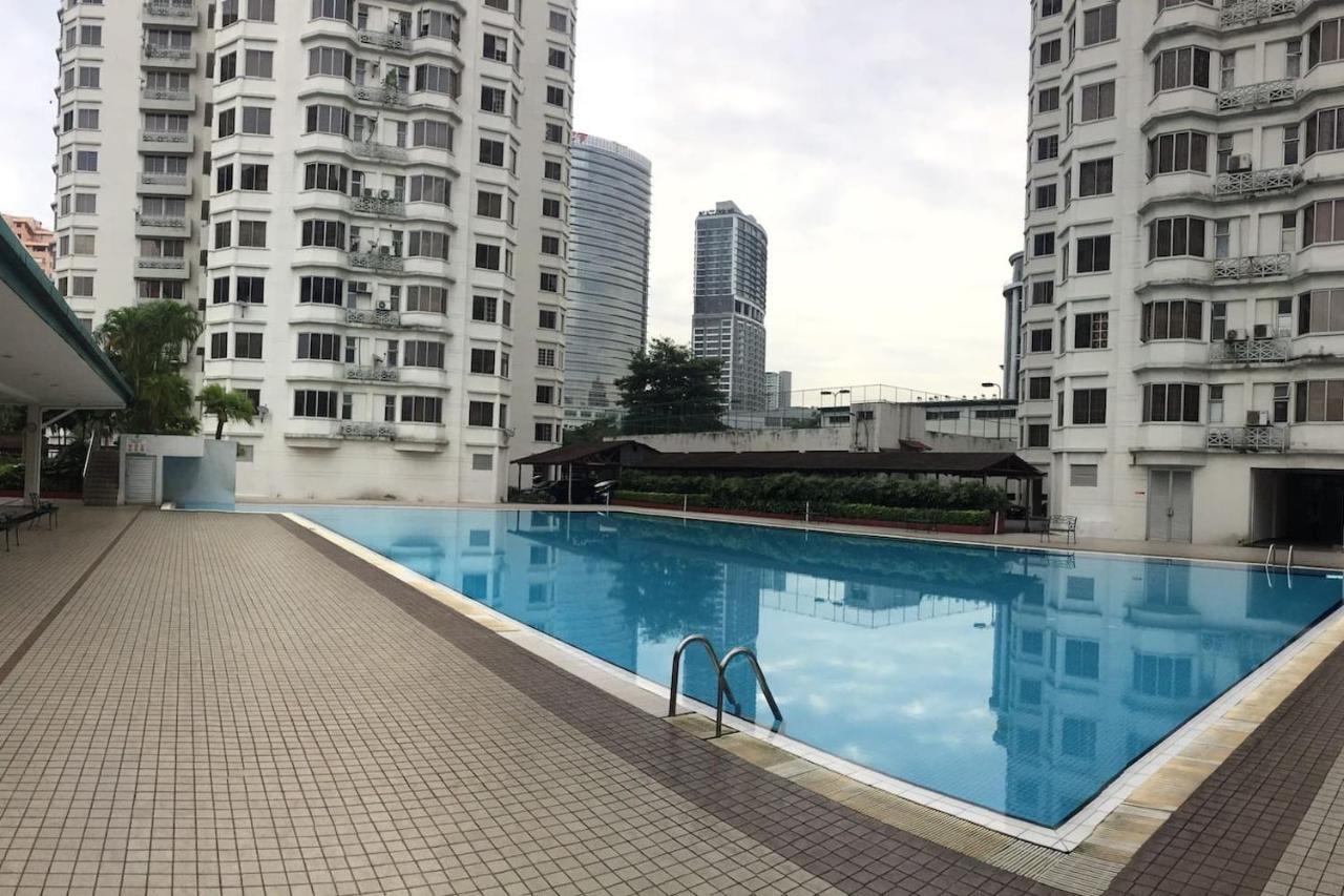 Cozy Kelana Jaya Semi-D Apt Near Mall, College & Hospital Petaling Jaya Exterior photo